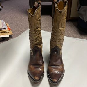 Texas Boot Co.  Brown CowBoy Boots